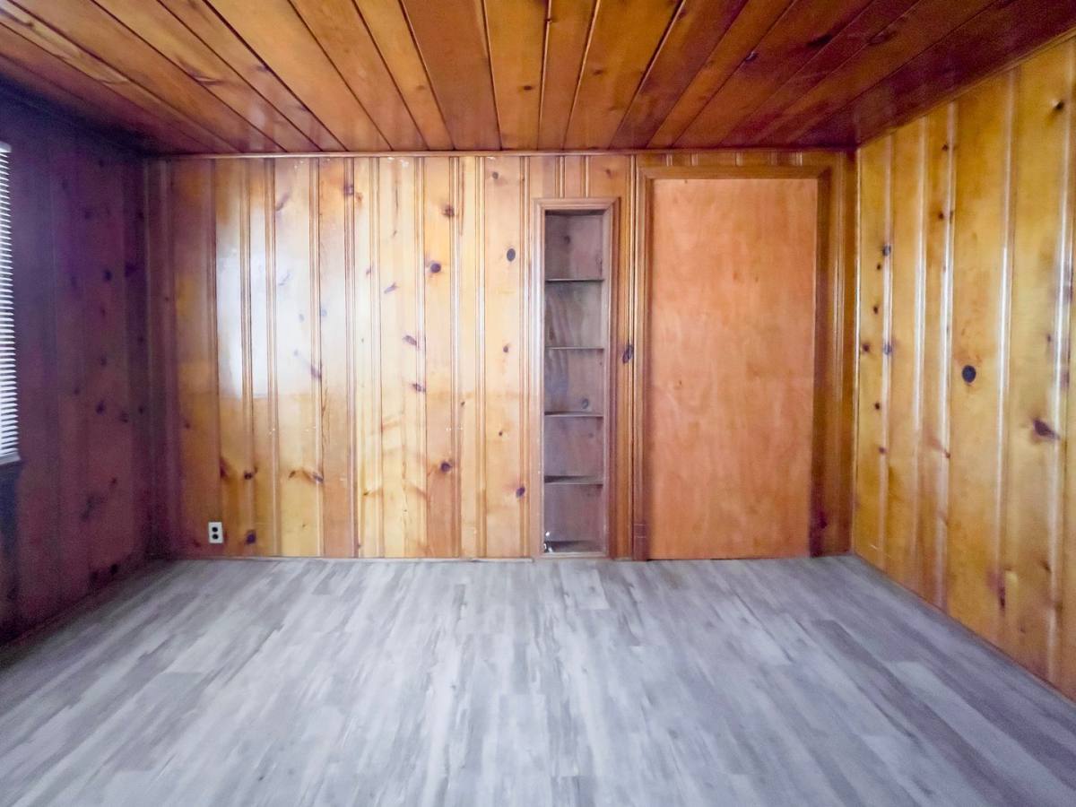 Apartment for rent at 2106 W Main St, Muncie, IN 47303