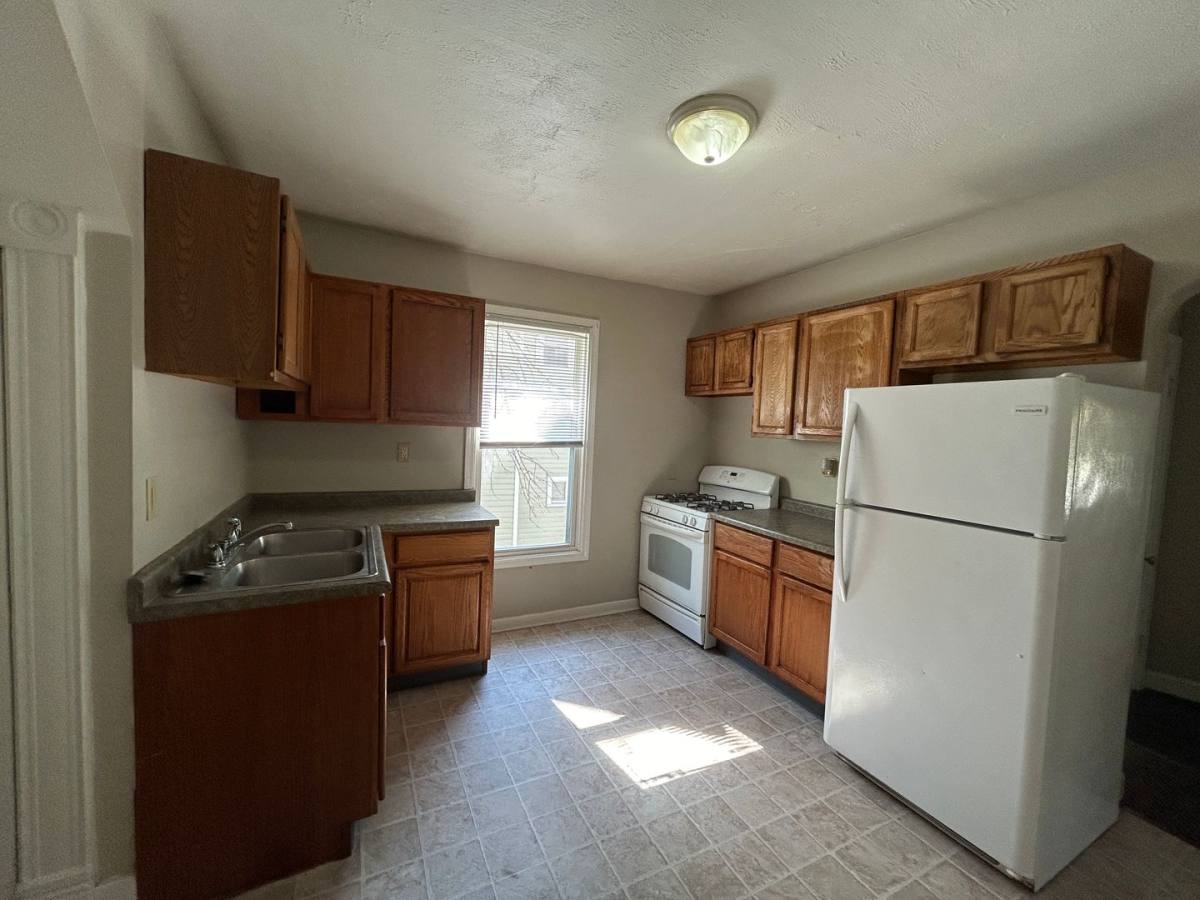Apartment for rent at 1228 Tremont Ave, Davenport, IA 52803