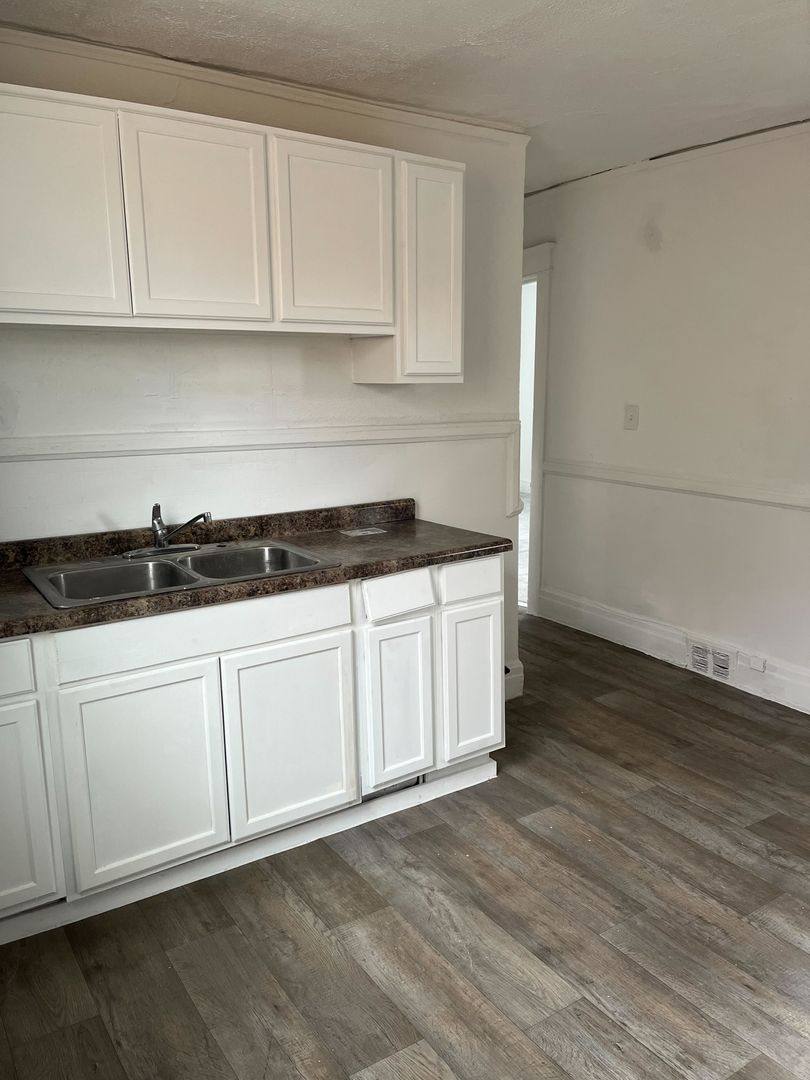 Apartment for rent at 6307 Woodrow, Detroit, MI 48210