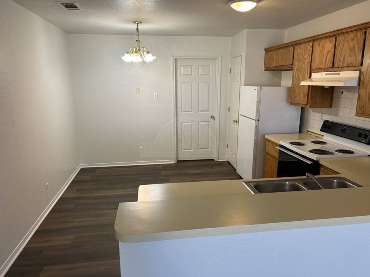Apartment for rent at 1009 Industrial Ave, Copperas Cove, TX 76522