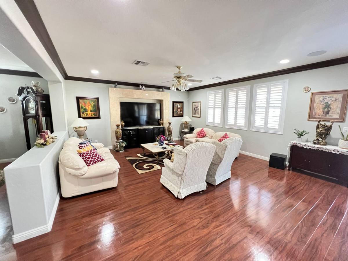 House for rent at 364 Moon Aura Ave, Las Vegas, NV 89183