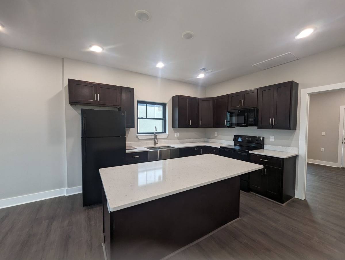 Townhouse for rent at 1 Estes Way, Batesville, AR 72501