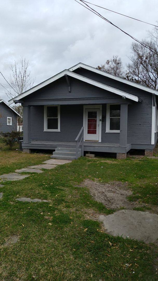 Apartment for rent at 2781 Sabine Pass Ave, Beaumont, TX 77701