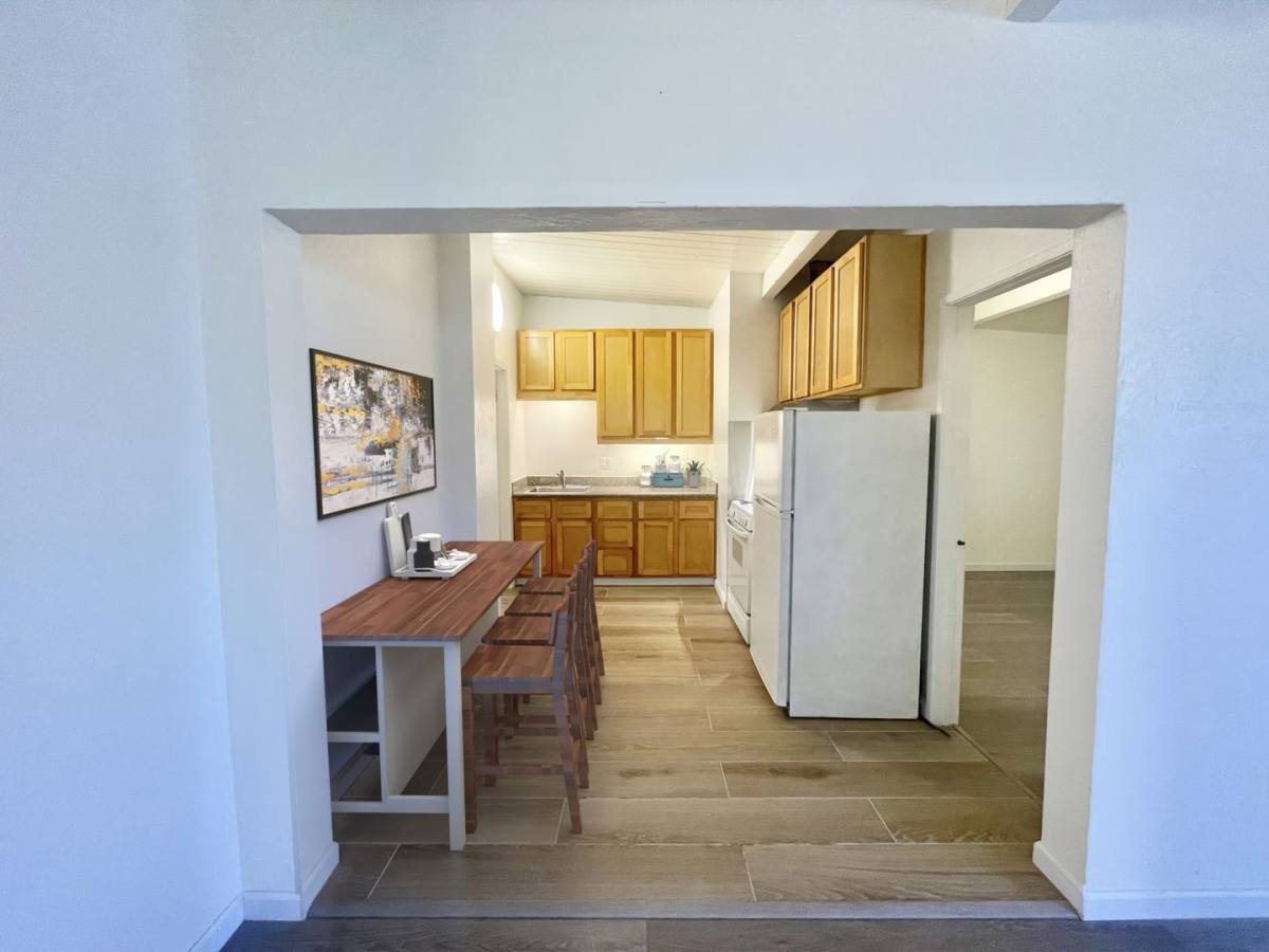 Apartment for rent at 740 27th St, Oakland, CA 94612