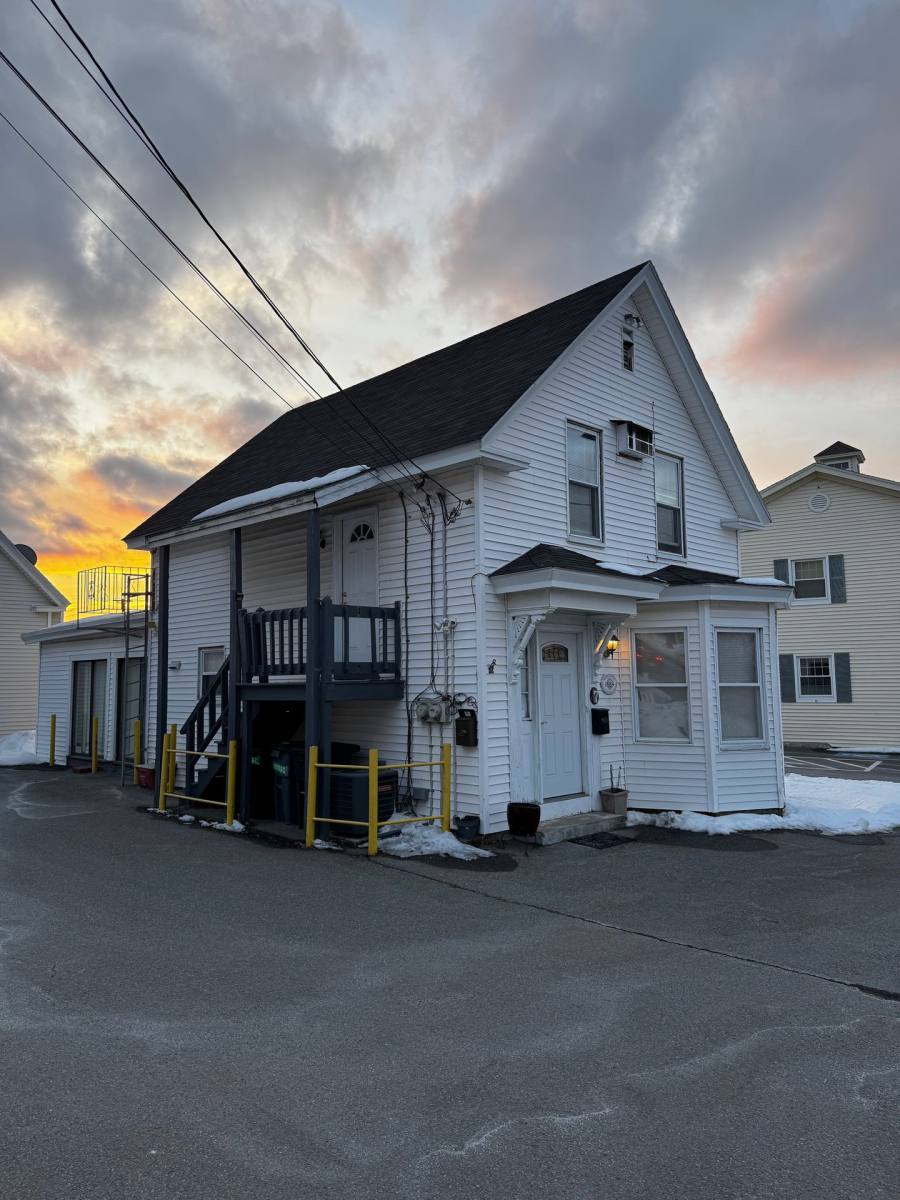 Apartment for rent at 7 Wilson St, Chelmsford, MA 01824