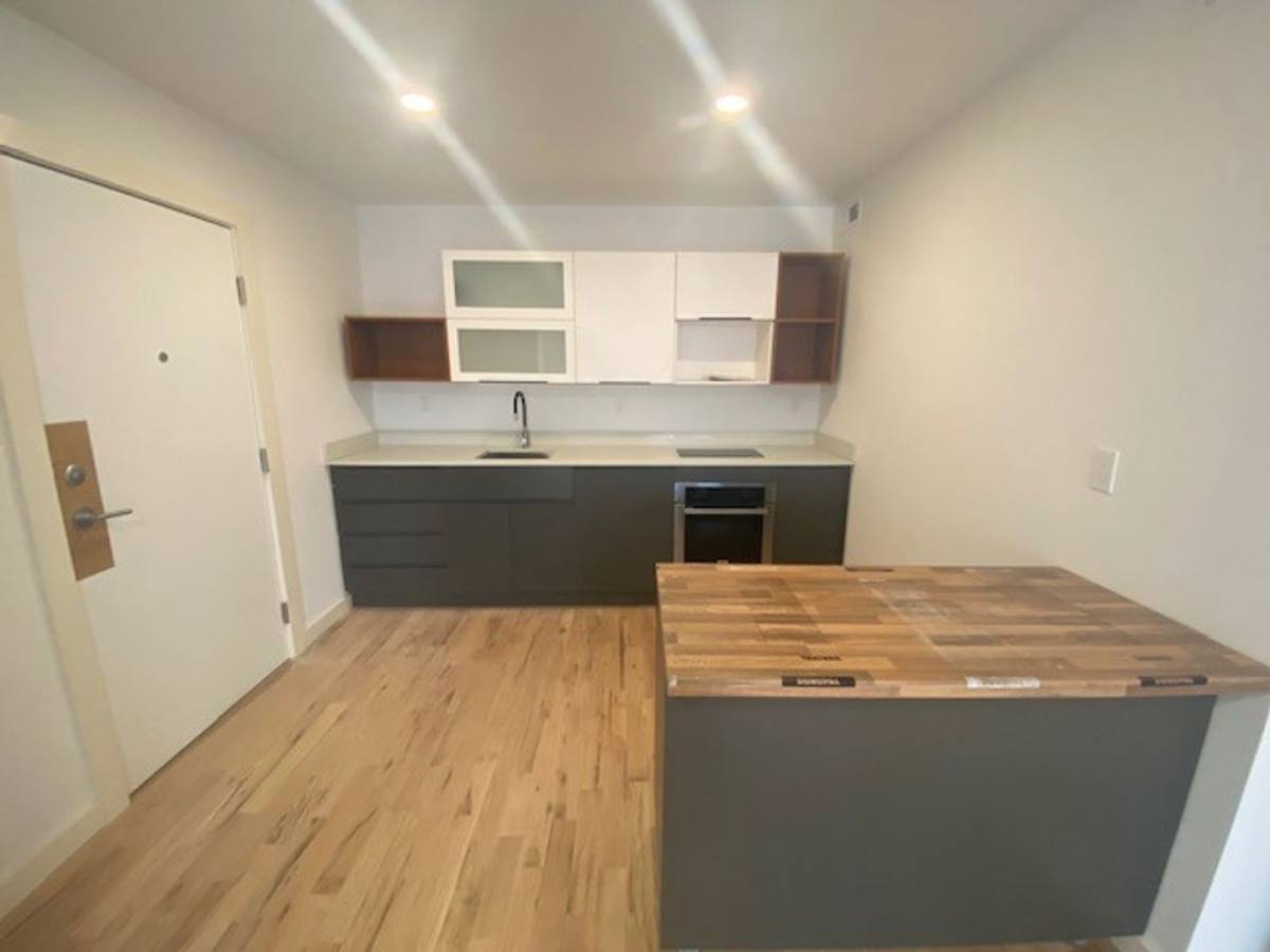 Apartment for rent at 25 Springside Ave, New Haven, CT 06515
