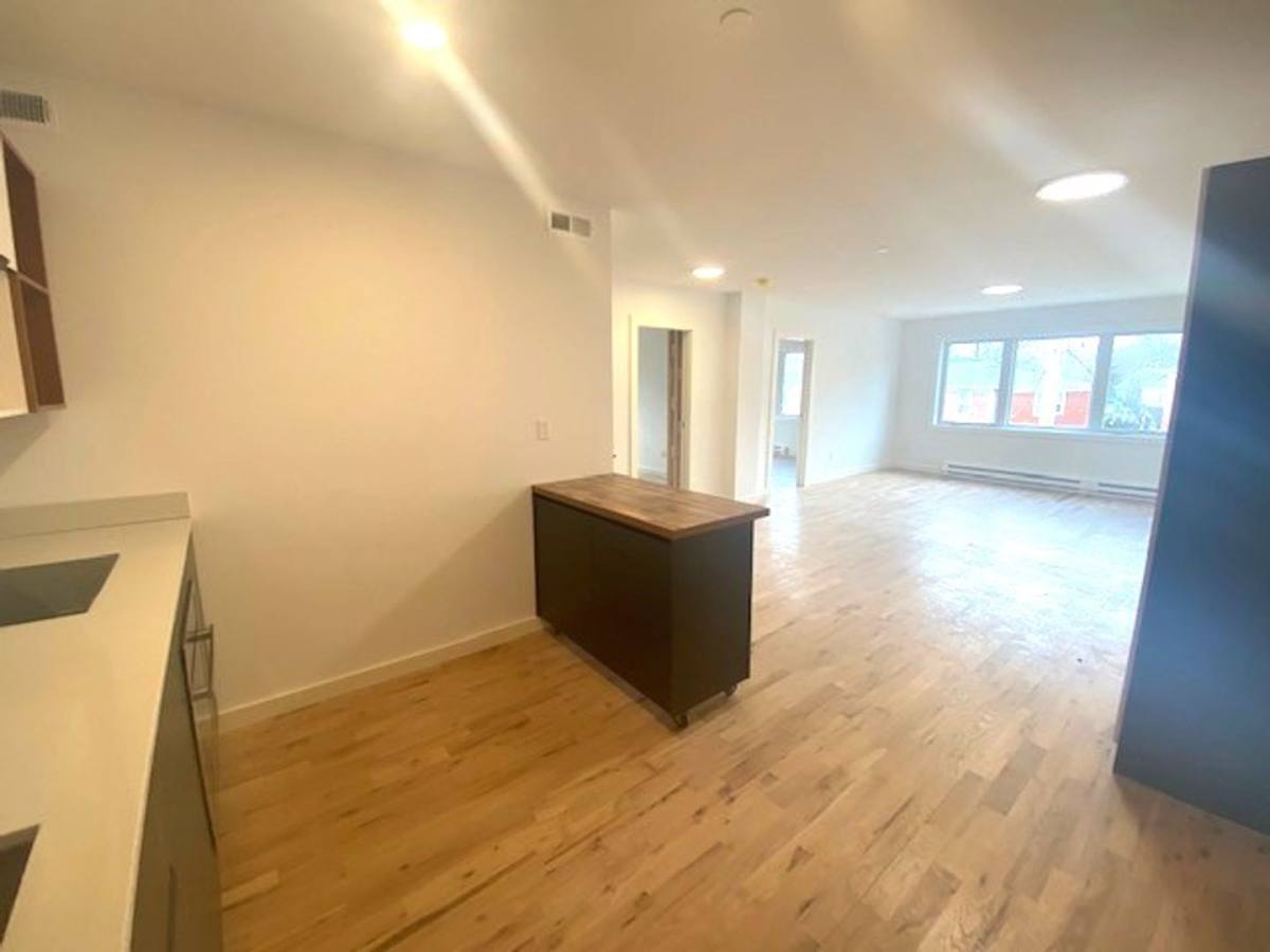 Apartment for rent at 25 Springside Ave, New Haven, CT 06515