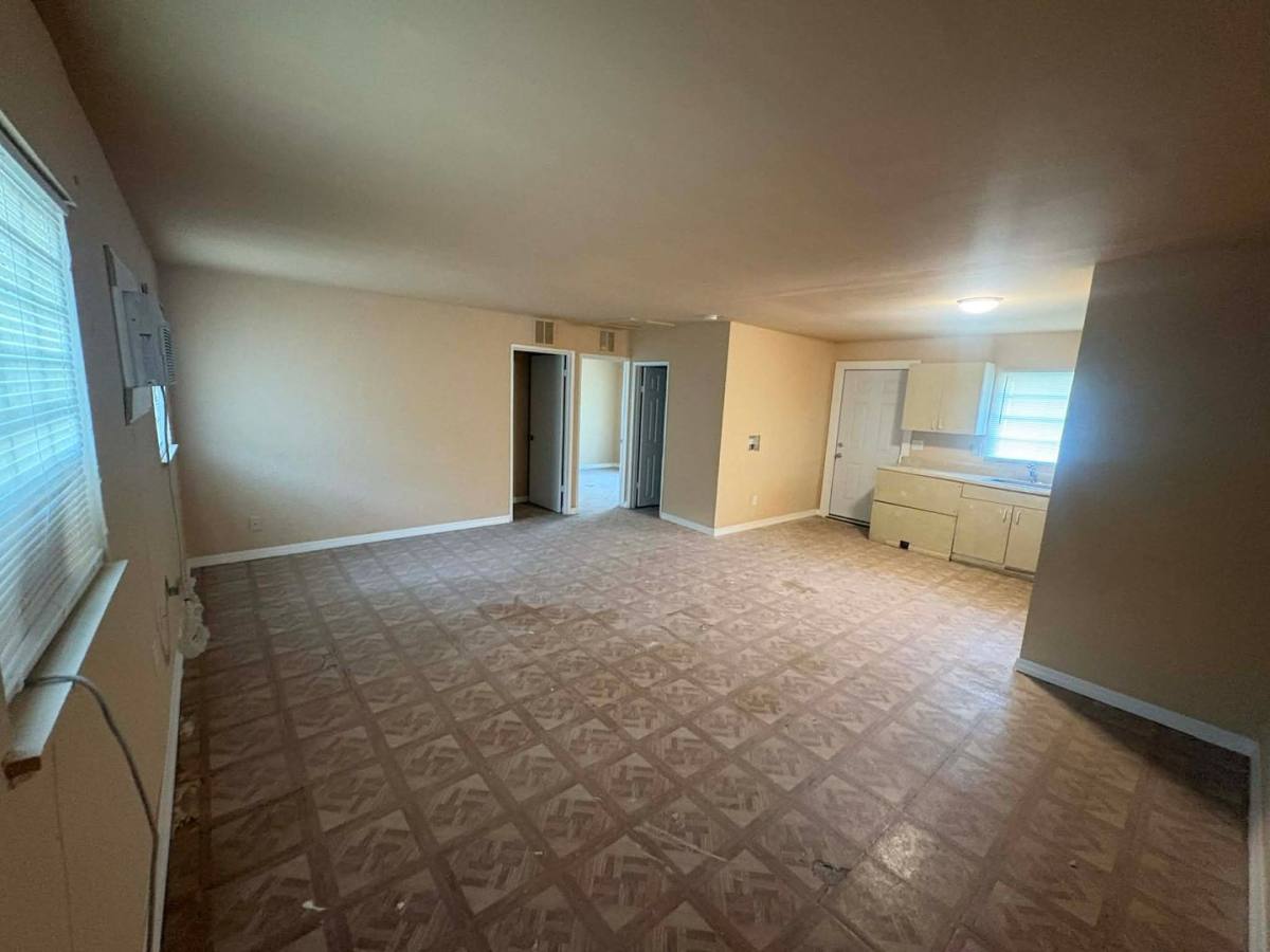 Apartment for rent at 221 223 225 227 Maria St, Fort Myers, FL 33916