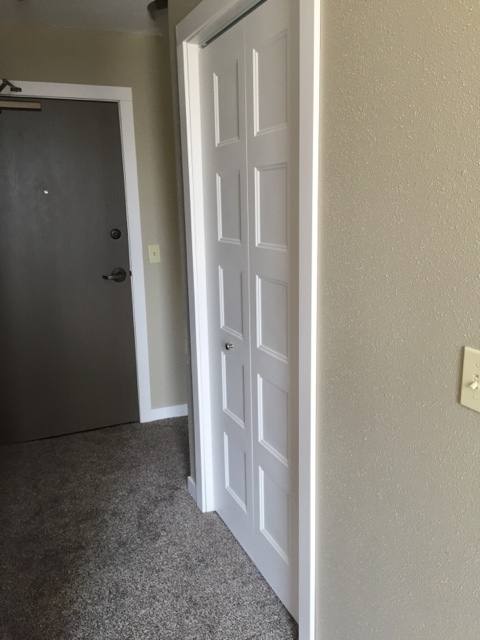 Apartment for rent at 104 N Krohn, Sioux Falls, SD 57103