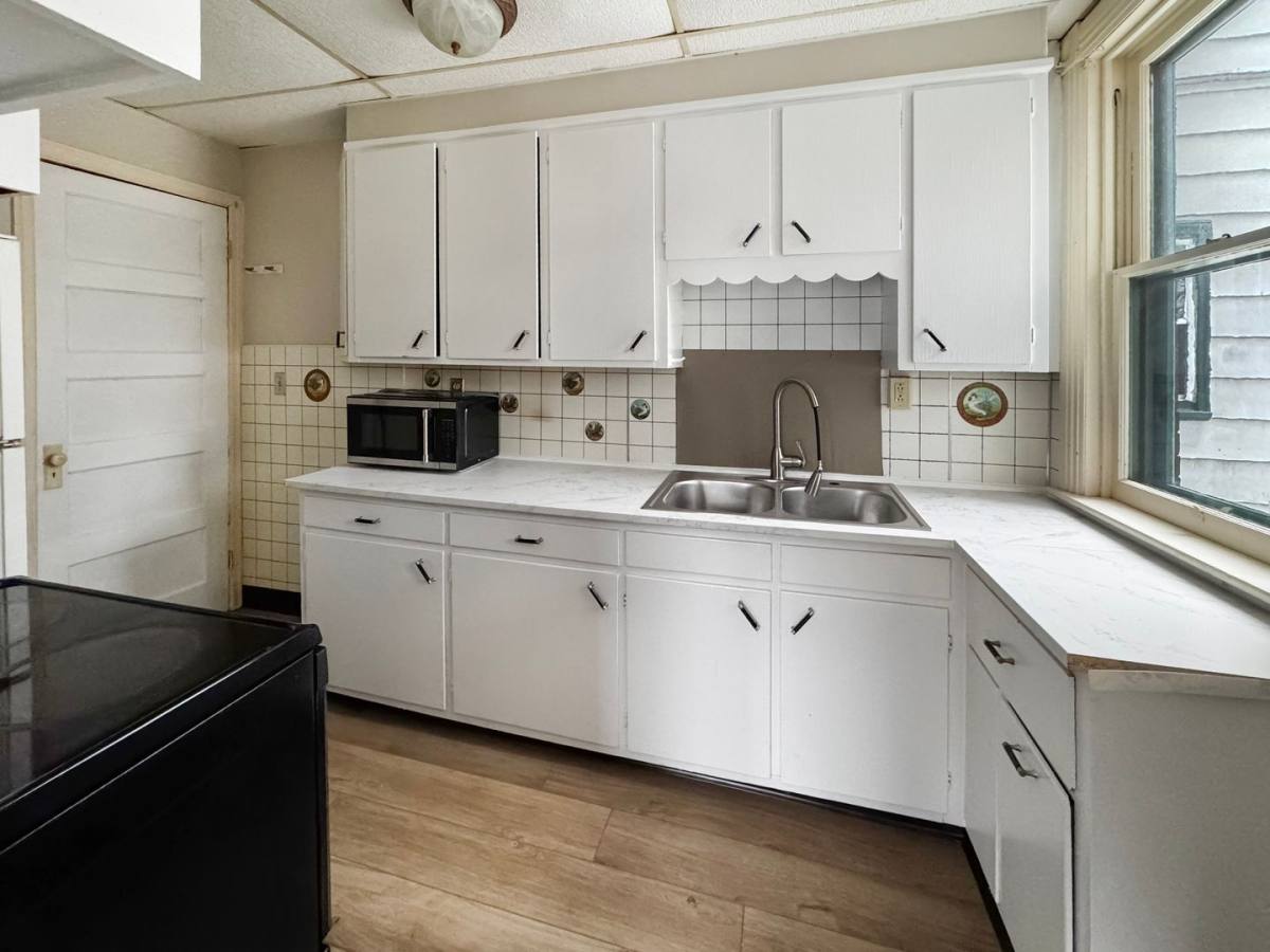 Apartment for rent at 812-814 Third Ave, Williamsport, PA 17701