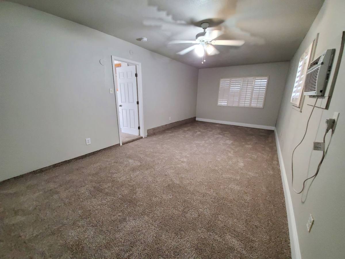 House for rent at 1415 De Witt Ave, Sanger, CA 93657