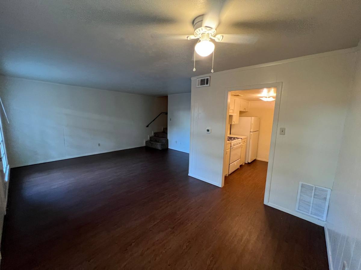 Apartment for rent at 912 N Bell Ave, Denton, TX 76201