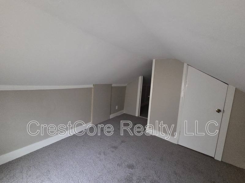 House for rent at 524 S Greer St #F, Memphis, TN 38111
