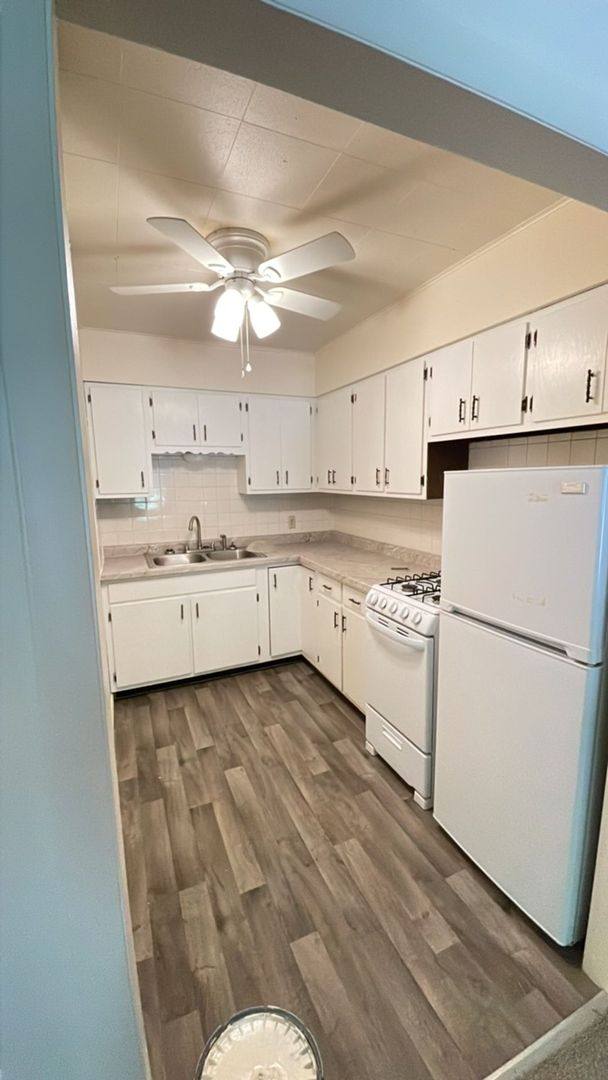 Apartment for rent at 202 Munroe St, Bondville, IL 61815