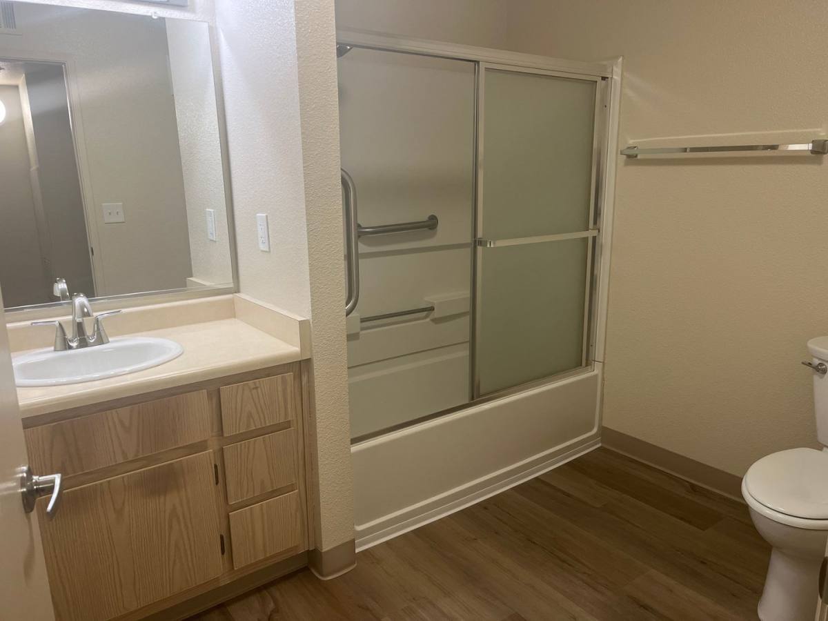 Apartment for rent at 1625 Woodcreek Dr, Fairfield, CA 94534