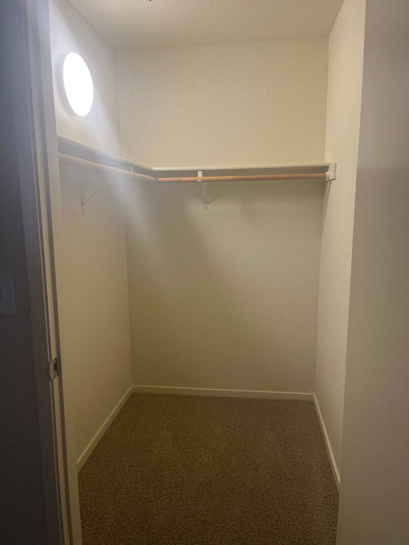 Apartment for rent at 1625 Woodcreek Dr, Fairfield, CA 94534
