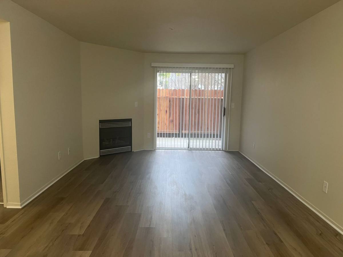 Apartment for rent at 1625 Woodcreek Dr, Fairfield, CA 94534