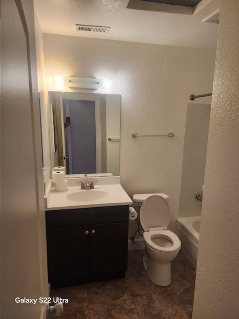 Apartment for rent at 2416 Moraine Circle, Rancho Cordova, CA 95670