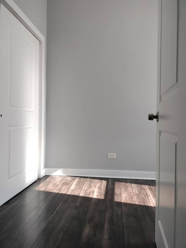 Apartment for rent at 1945 W 48th St #2, Chicago, IL 60609