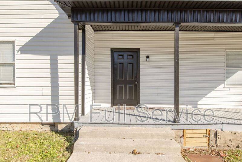 Apartment for rent at 1002 N Maple St #A, Murfreesboro, TN 37130