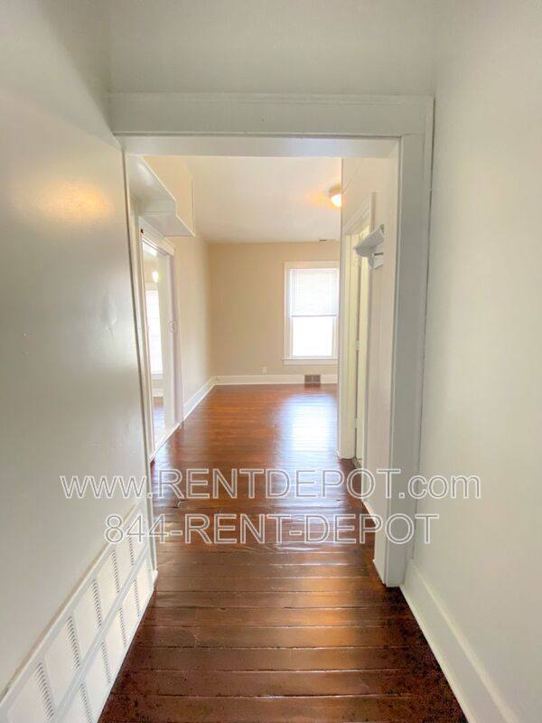 Apartment for rent at 1231 Culver Ave #C, Evansville, IN 47713