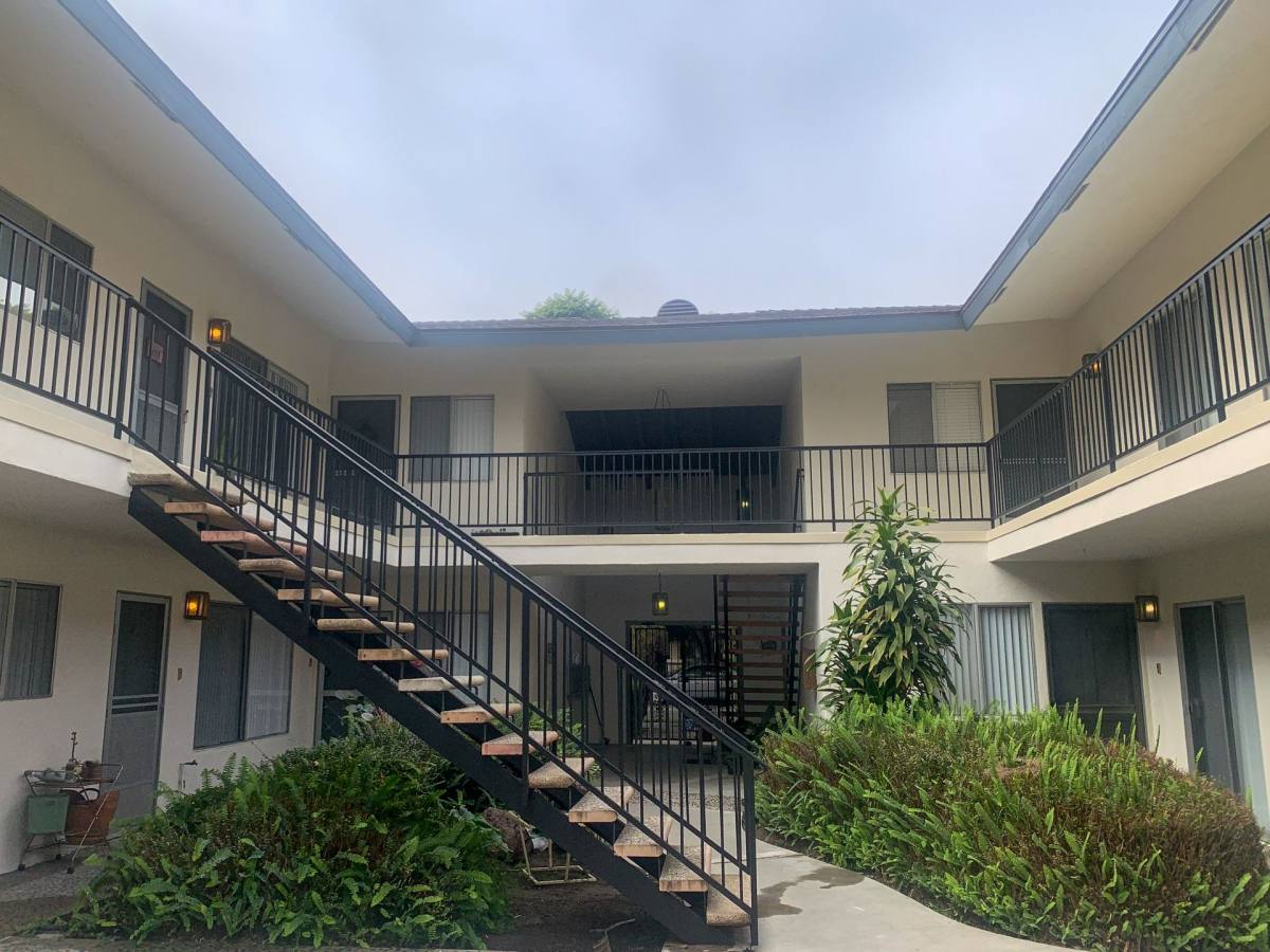 Apartment for rent at 372 Freeman Ave, Long Beach, CA 90814