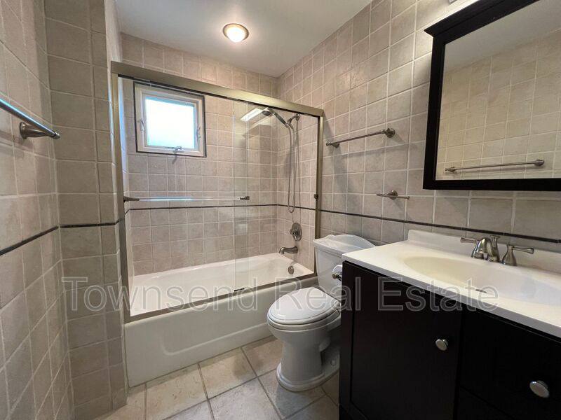 House for rent at 211 Ellington St, Fayetteville, NC 28305