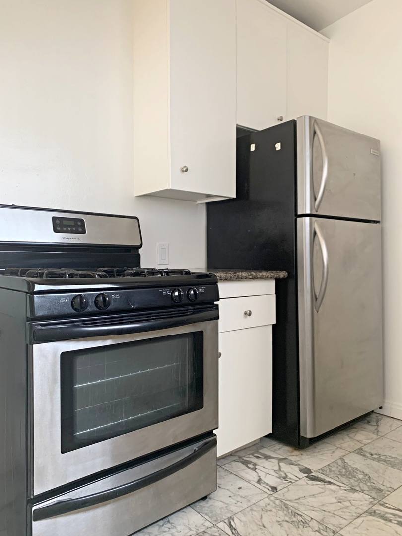 Apartment for rent at 1326 N Flores St, West Hollywood, CA 90069