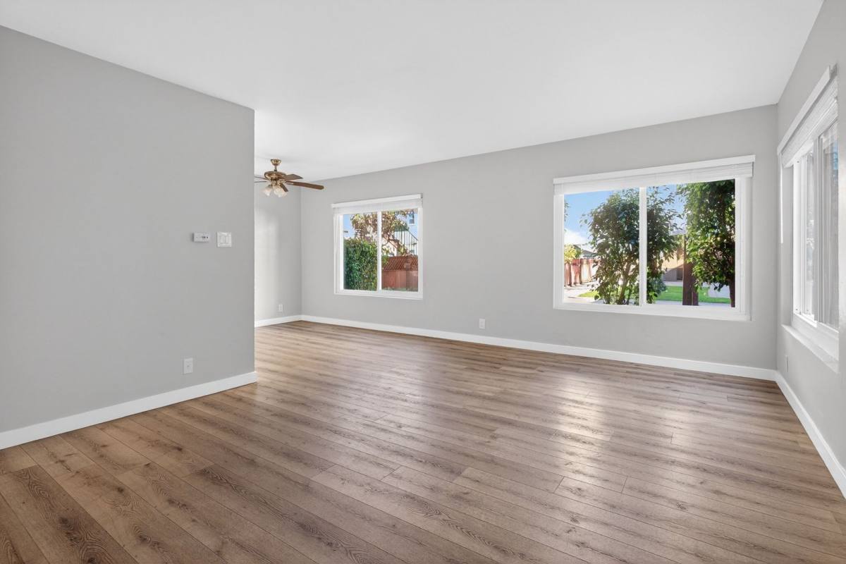 Apartment for rent at 731 Orange Ave, Long Beach, CA 90813