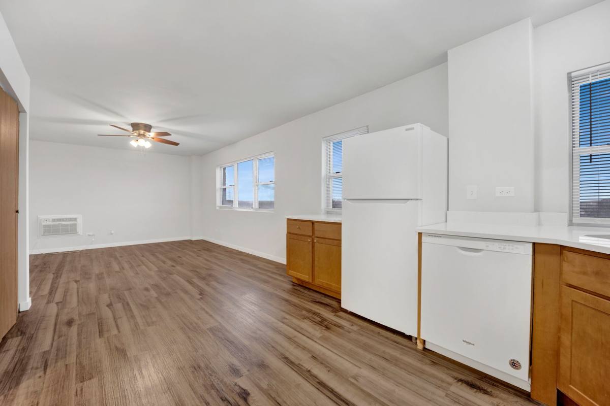 Apartment for rent at 4747 19th St, Cicero, IL 60804