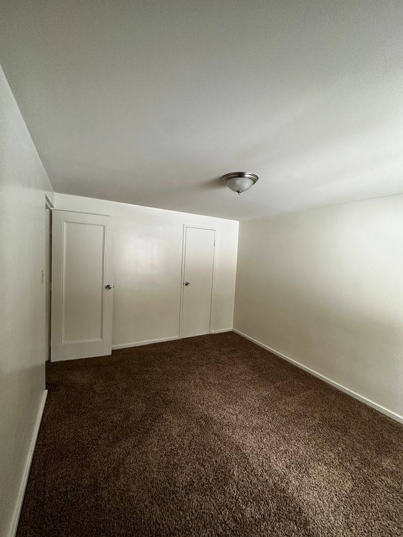 Apartment for rent at 298 Lumar Dr, Butler, PA 16001