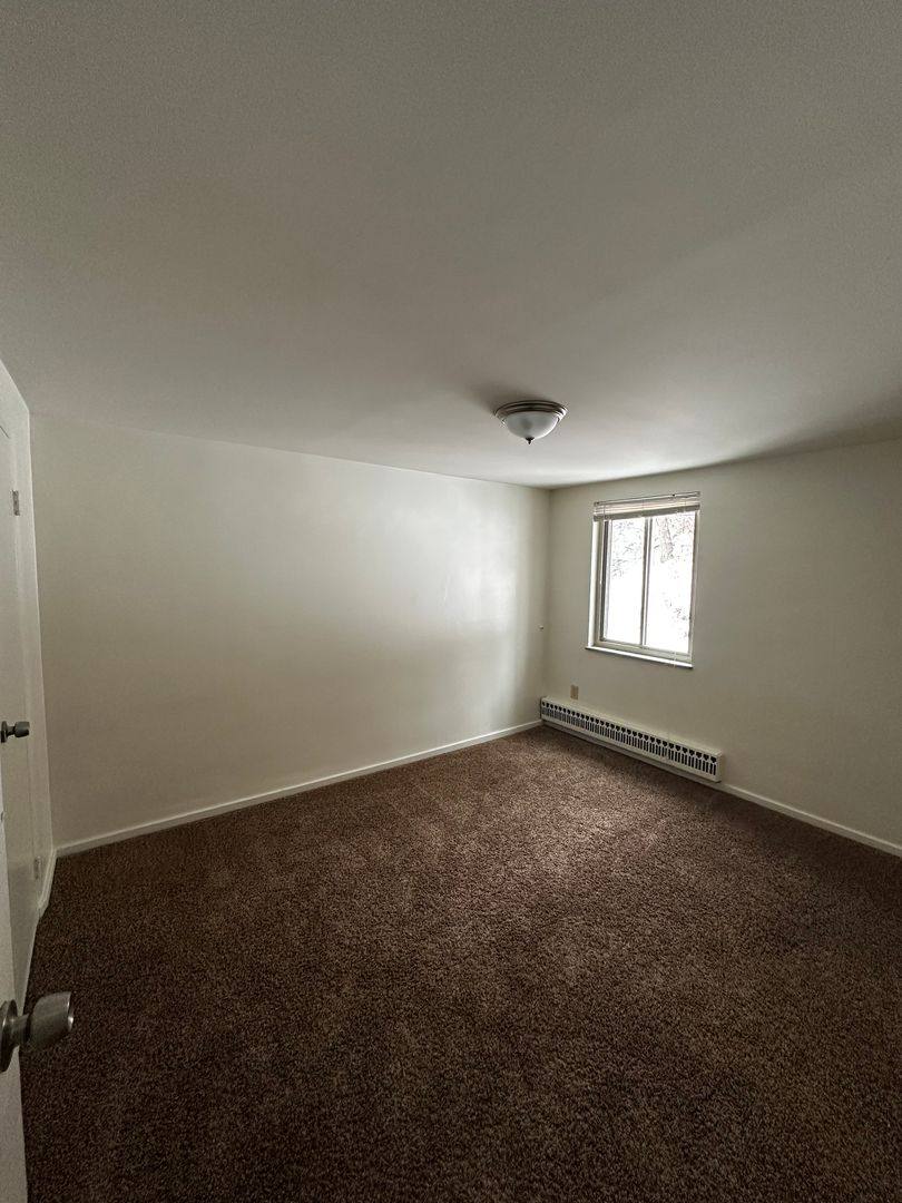 Apartment for rent at 298 Lumar Dr, Butler, PA 16001