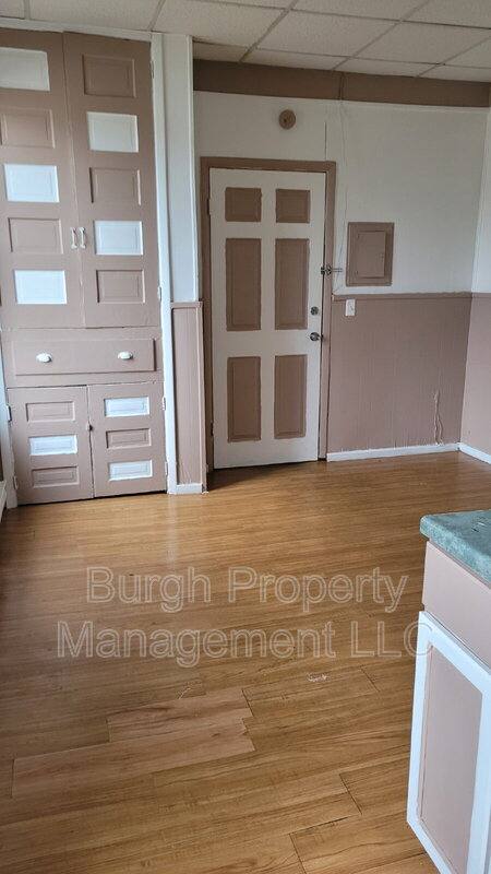 Apartment for rent at 984 Jefferson Ave #9, Washington, PA 15301