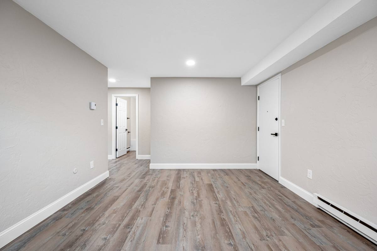 Apartment for rent at 556 - 560 Mill St, Worcester, MA 01602
