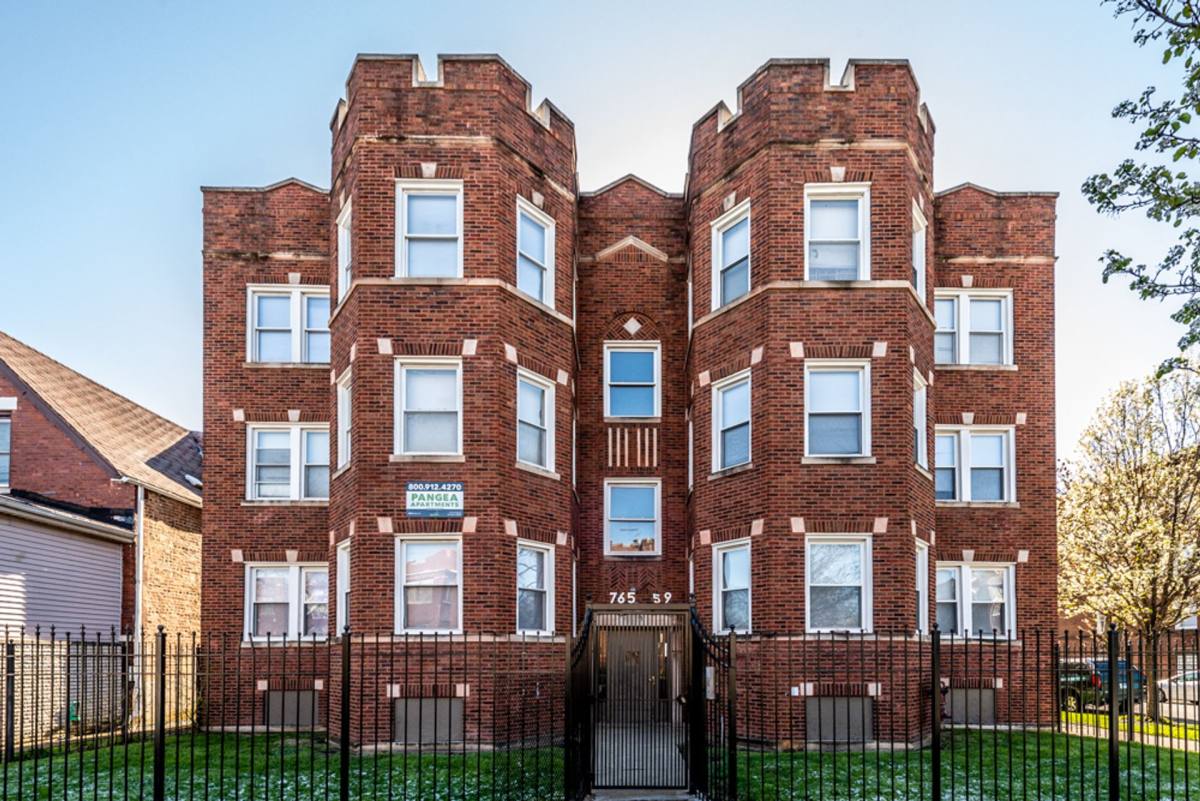 Apartment for rent at 7655 S May, Chicago, IL 60620