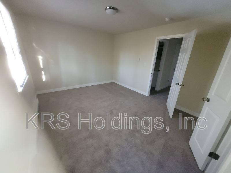 Apartment for rent at 1517 Halifax St #10, Petersburg, VA 23803