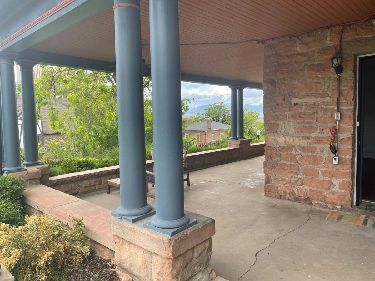 Apartment for rent at 204-208 N State St, Salt Lake City, UT 84103