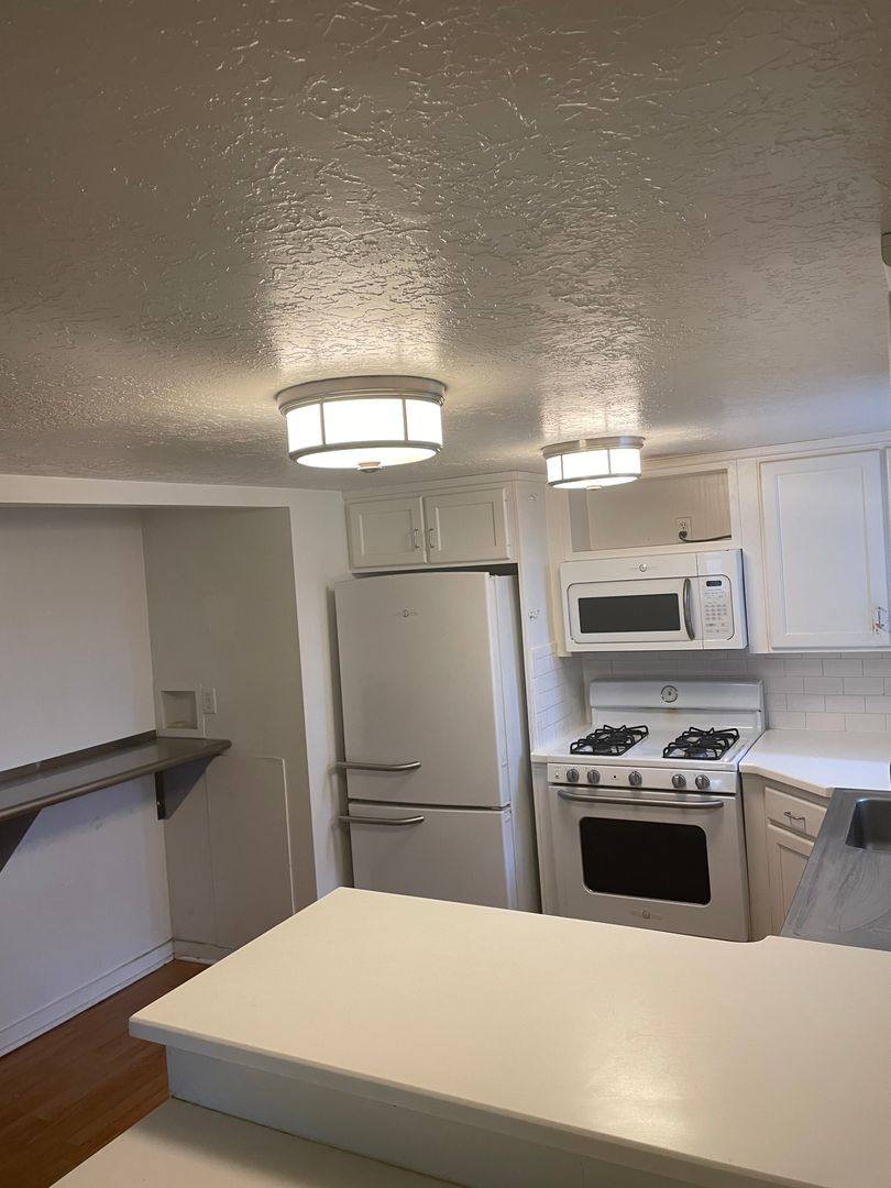 Apartment for rent at 204-208 N State St, Salt Lake City, UT 84103