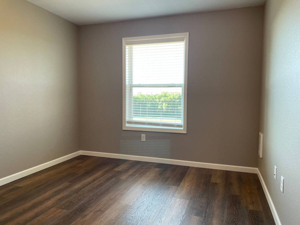 Apartment for rent at 1011 30th St NW, Willmar, MN 56201