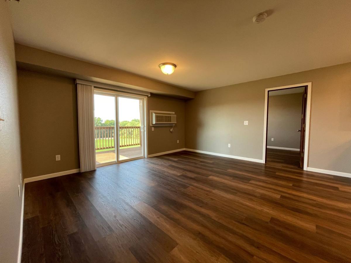 Apartment for rent at 1011 30th St NW, Willmar, MN 56201