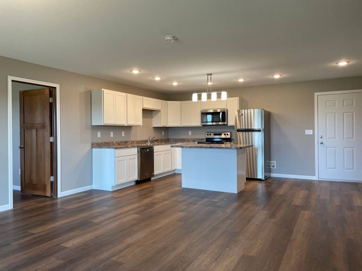 Apartment for rent at 1011 30th St NW, Willmar, MN 56201