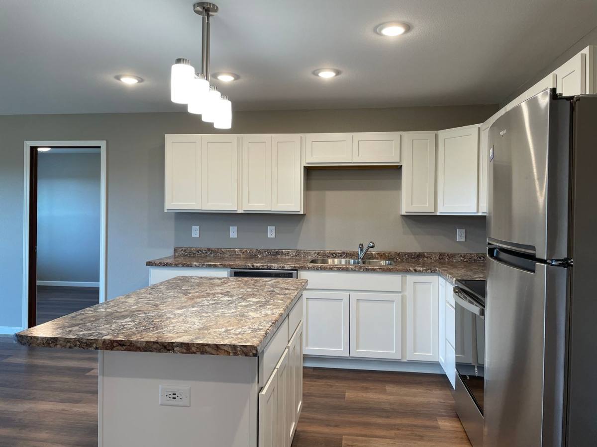 Apartment for rent at 1011 30th St NW, Willmar, MN 56201