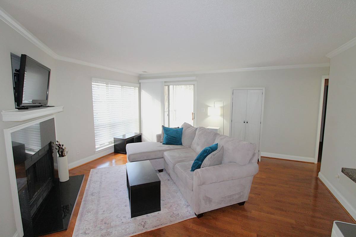 Condo for rent at 2510 Cranbrook Lane, Charlotte, NC 28207