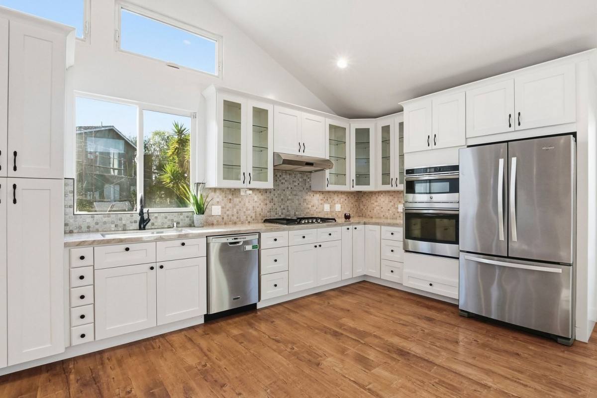Apartment for rent at 4191 Combe Way, San Diego, CA 92122