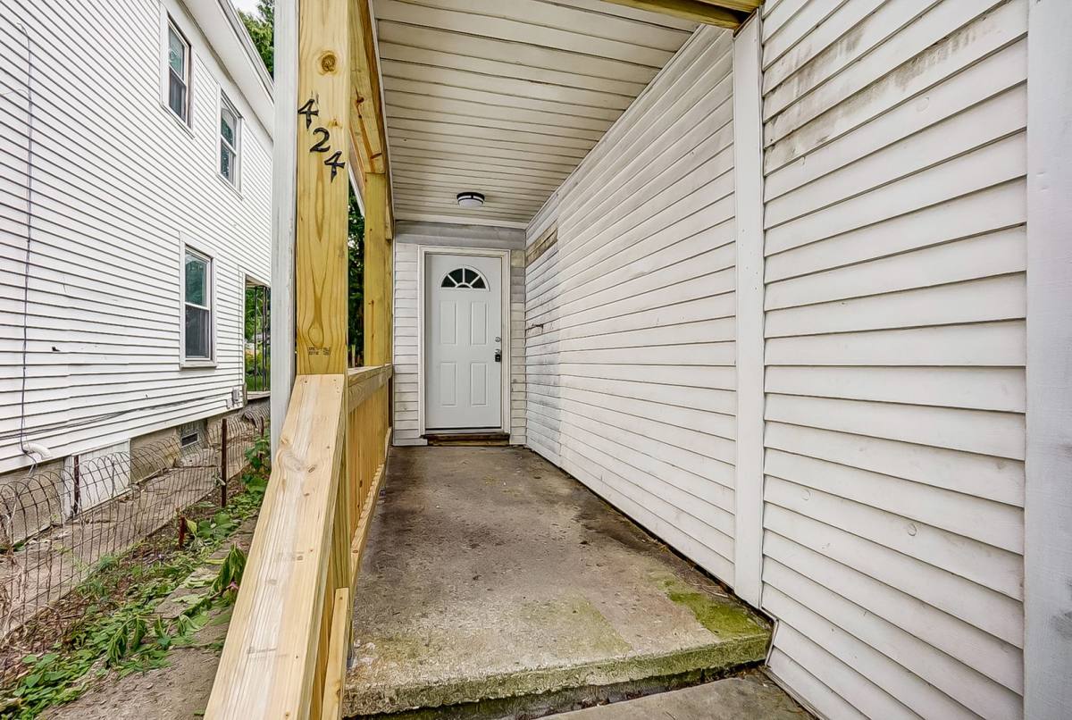 House for rent at 424 Bantz Court, Dayton, OH 45403