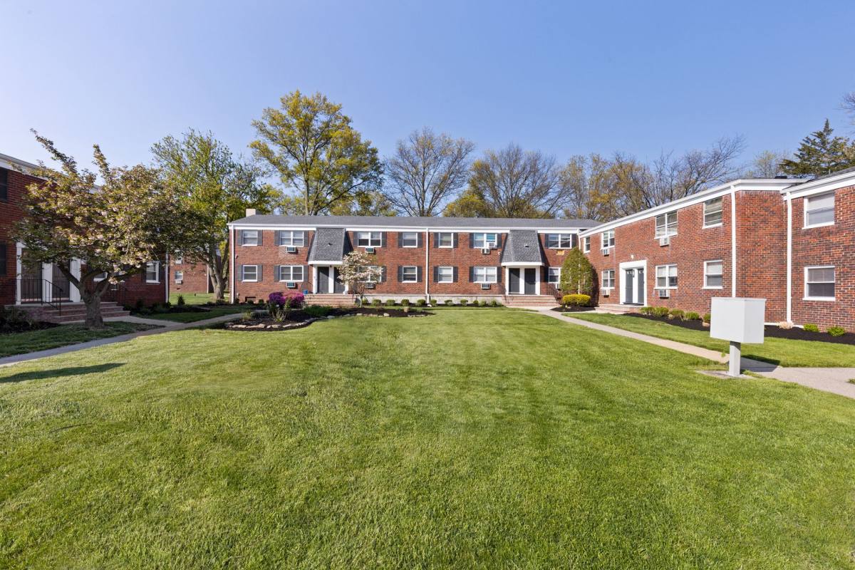 Apartment for rent at 119 Morristown Rd, Matawan, NJ 07747