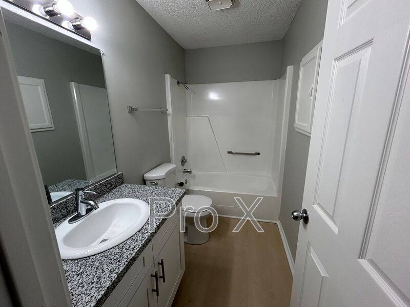 Townhouse for rent at 1379 E Sequoyah, Fayetteville, AR 72701