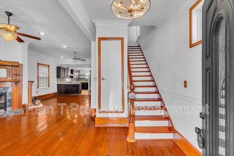 House for rent at 513 E 33rd St, Savannah, GA 31401