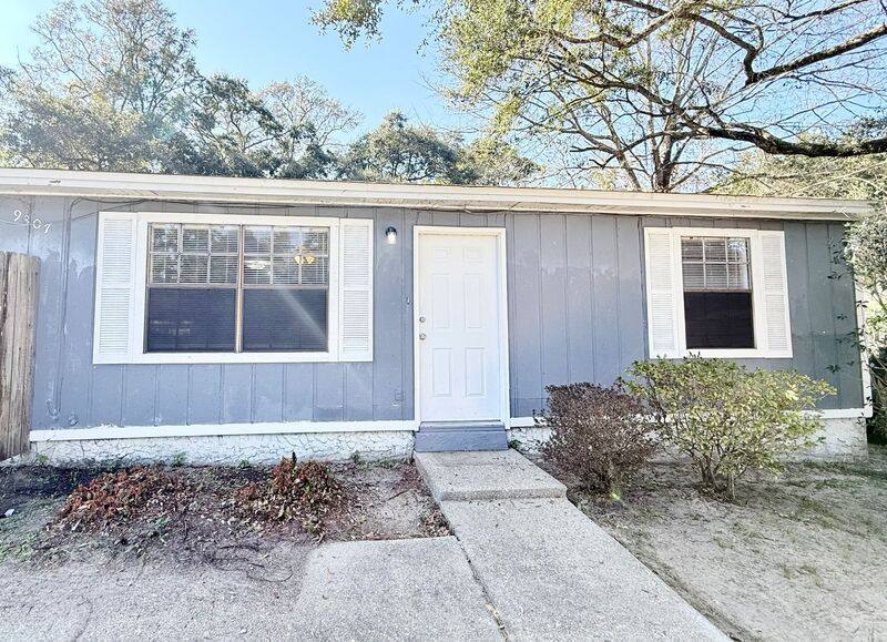 Apartment for rent at 9307 Mable St #B, Pensacola, FL 32514