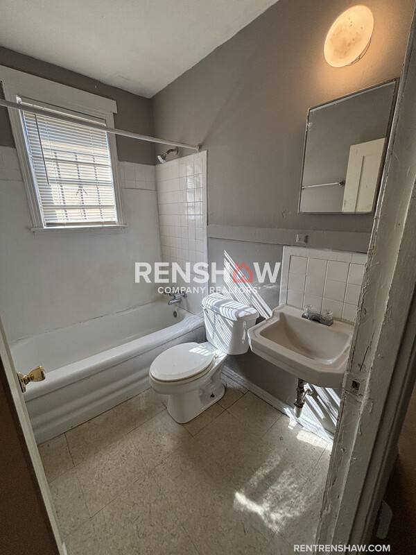 House for rent at 3203 Jackson Ave, Memphis, TN 38122